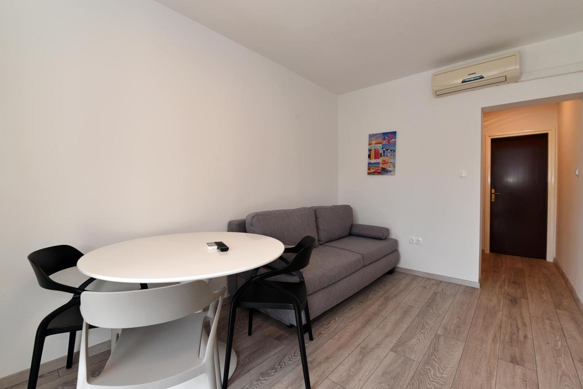 Appartamento Aqua Omiš