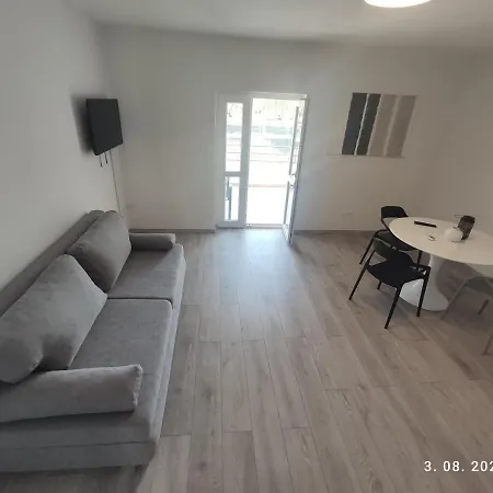 Aqua Apartments Omis Exterior photo