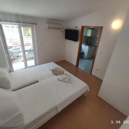 Aqua Apartments Omis Exterior photo