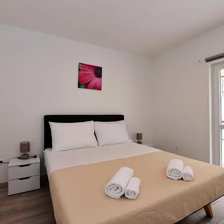 Aqua Apartments Omis Exterior photo