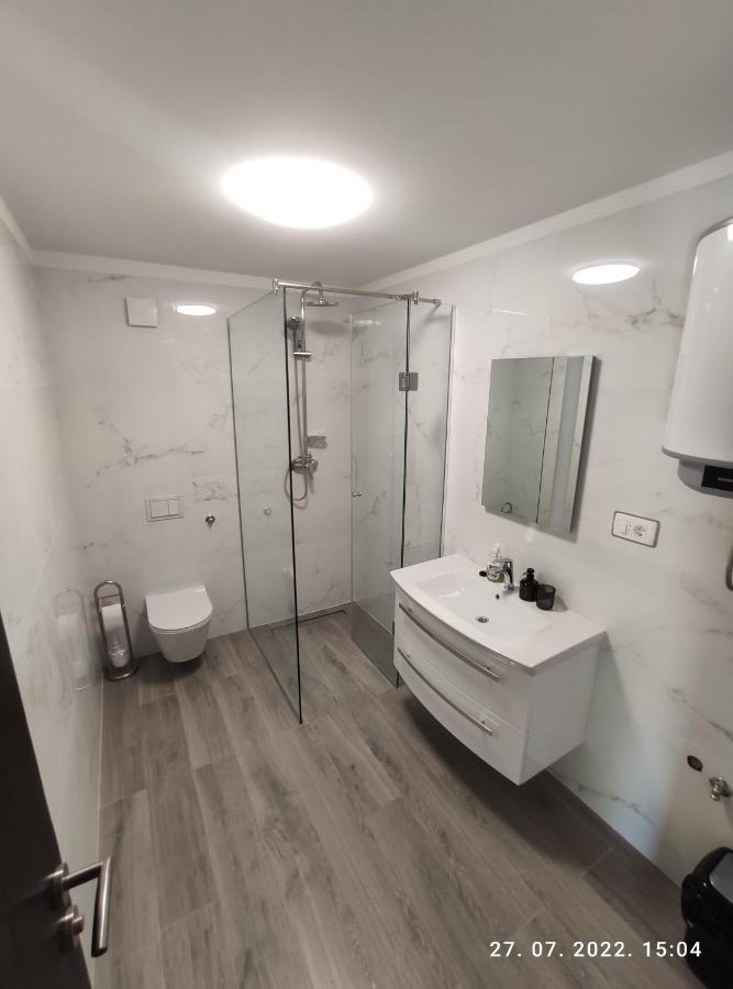Aqua Apartments